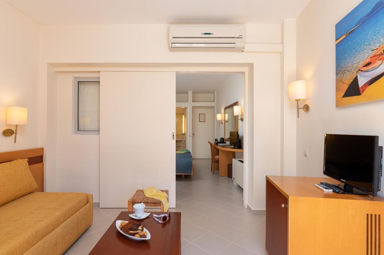 Anissa Beach Hotel Hersonissos  Bagian luar foto