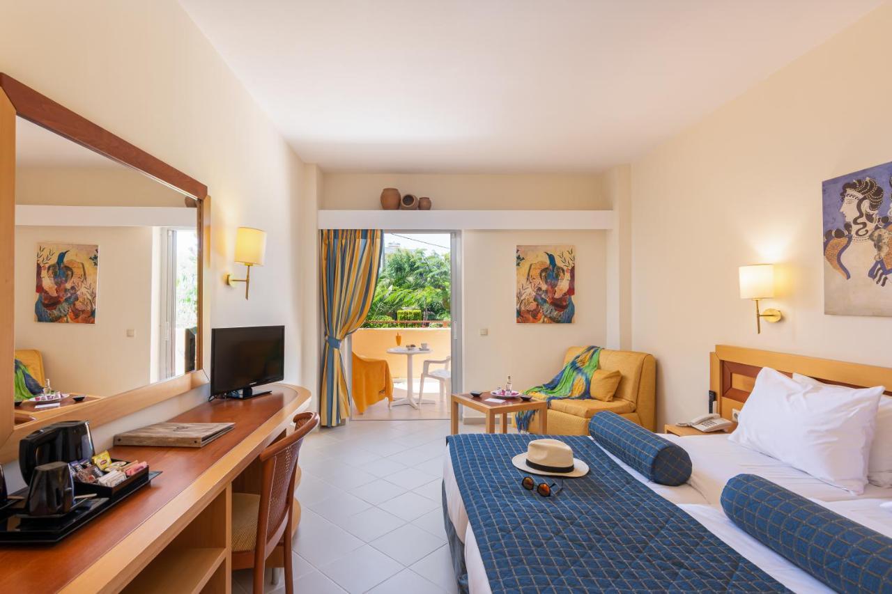 Anissa Beach Hotel Hersonissos  Bagian luar foto