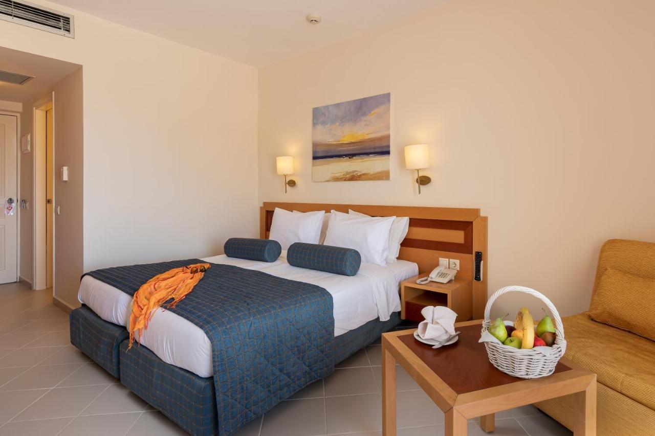 Anissa Beach Hotel Hersonissos  Bagian luar foto