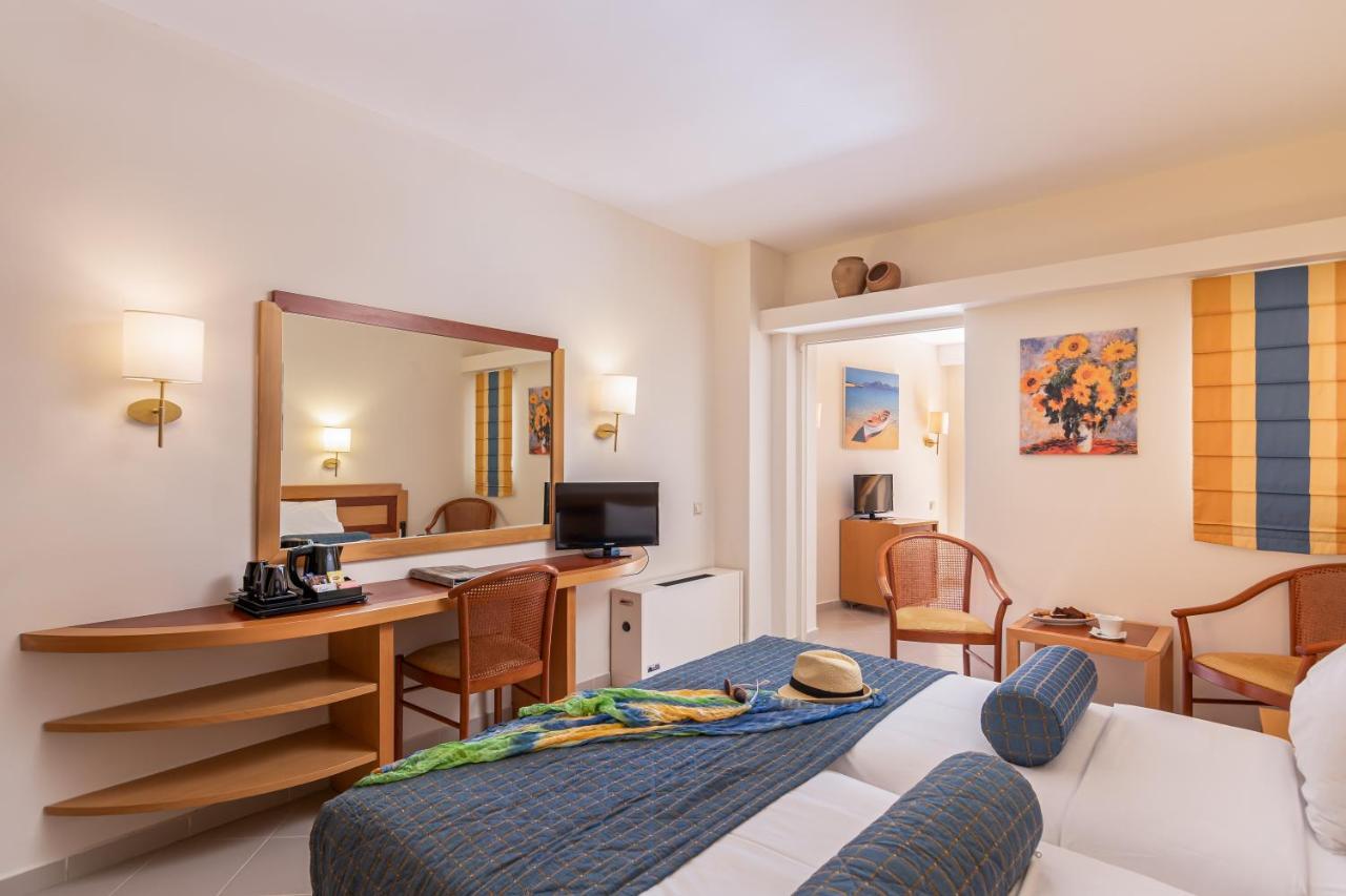 Anissa Beach Hotel Hersonissos  Bagian luar foto