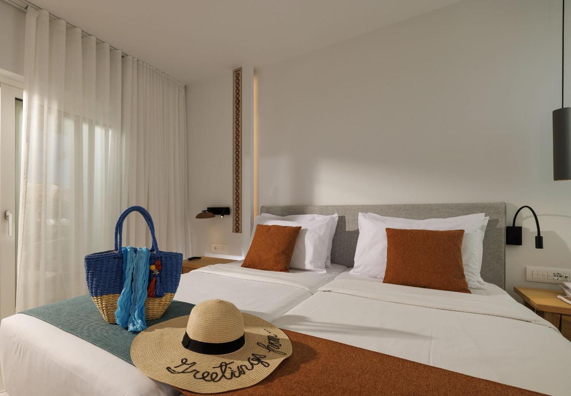 Anissa Beach Hotel Hersonissos  Bagian luar foto