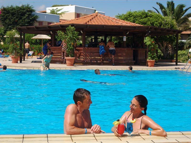 Anissa Beach Hotel Hersonissos  Bagian luar foto