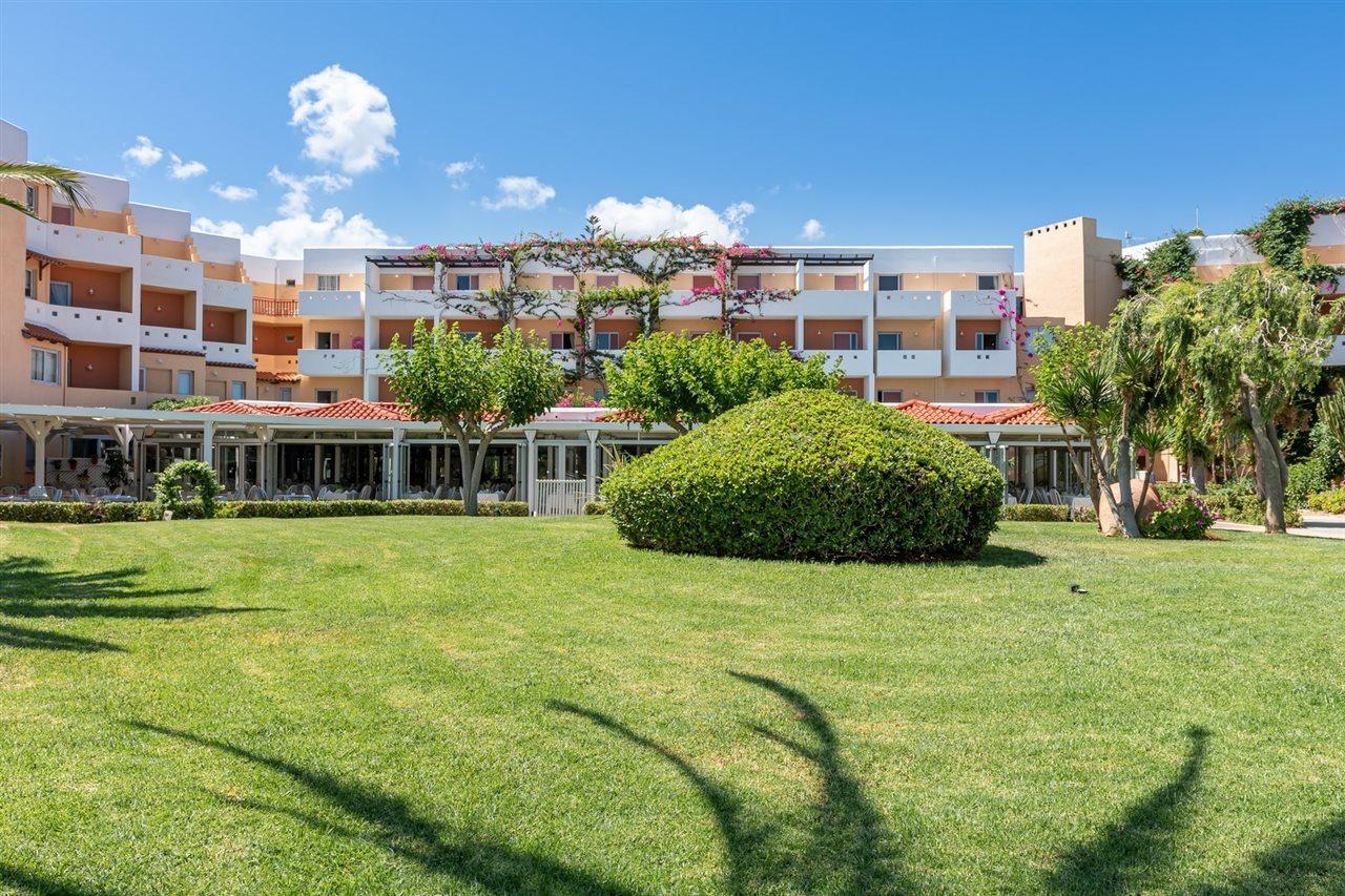 Anissa Beach Hotel Hersonissos  Bagian luar foto