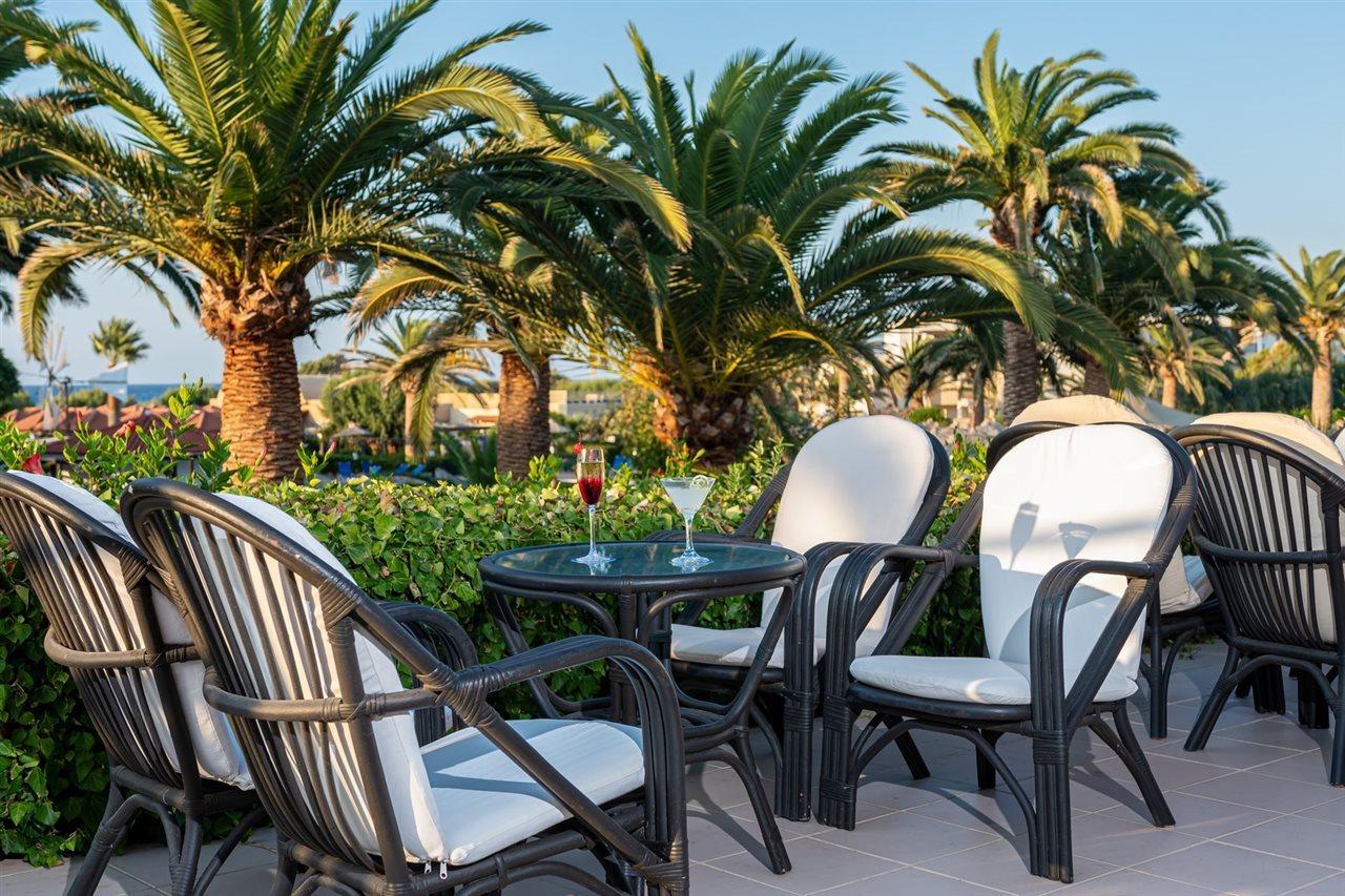 Anissa Beach Hotel Hersonissos  Bagian luar foto